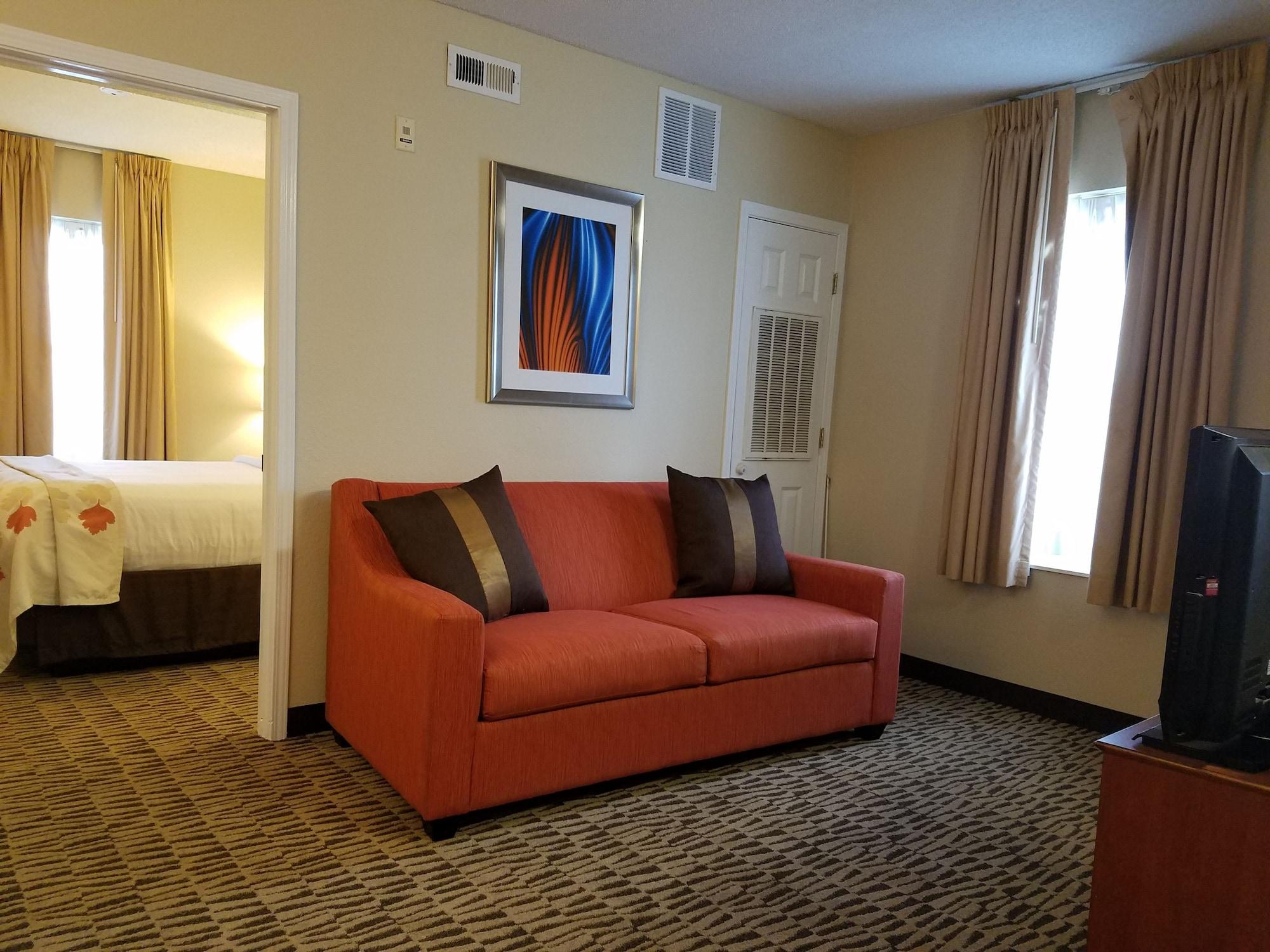 Hawthorn Suites By Wyndham Louisville North Джеферсънвил Екстериор снимка