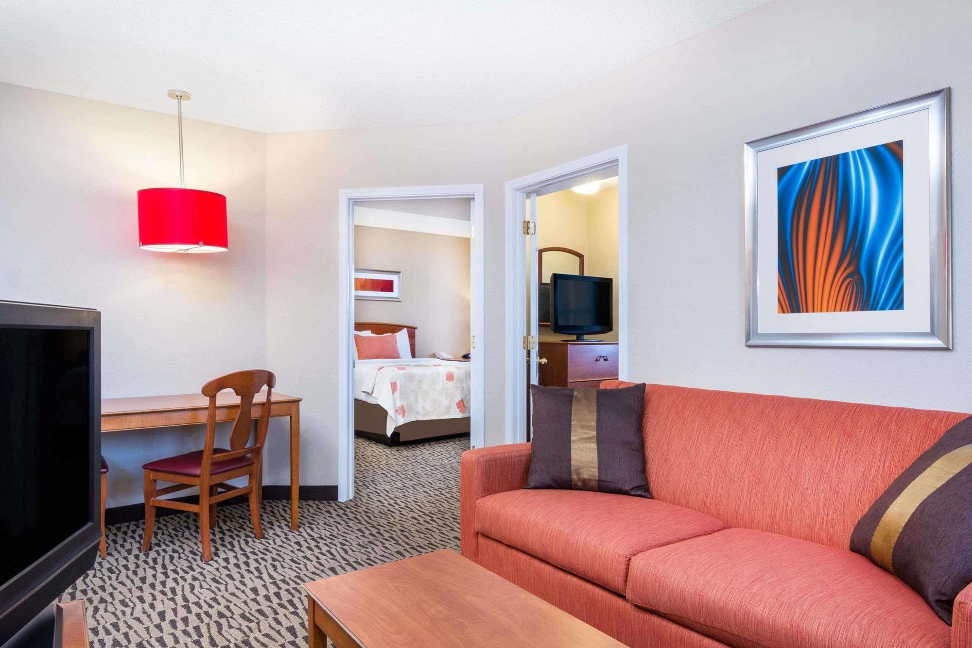 Hawthorn Suites By Wyndham Louisville North Джеферсънвил Екстериор снимка